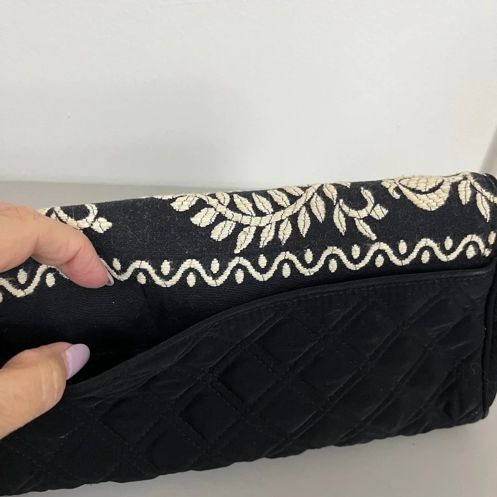 Vera Bradley Juliet Gala Shoulder‎ Bag Black Quilted Floral Embroidered Boho
